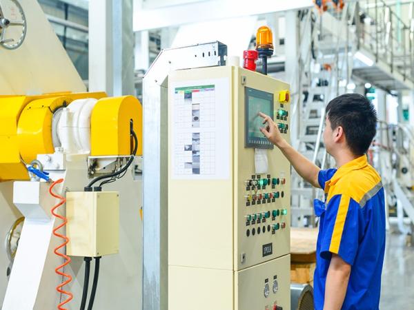 Thiết bị sản xuất